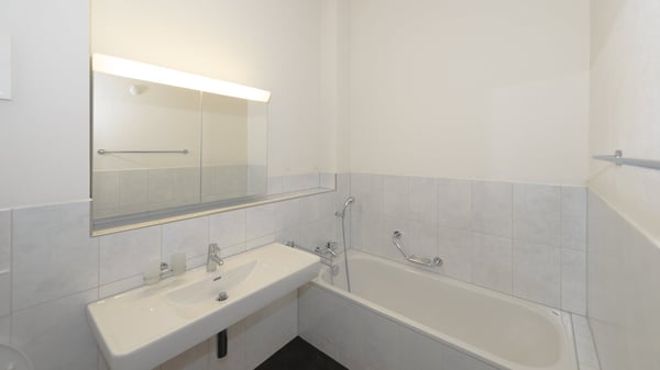 Einmalige und helle 3 ½-Zimmer Dachwohnung am Rande des alten Dorfkerns von Elgg 8