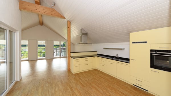 Einmalige und helle 3 ½-Zimmer Dachwohnung am Rande des alten Dorfkerns von Elgg 5