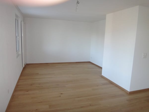 4-Zimmerwohnung in Ländlicher Umgebung und Stadt nah 4