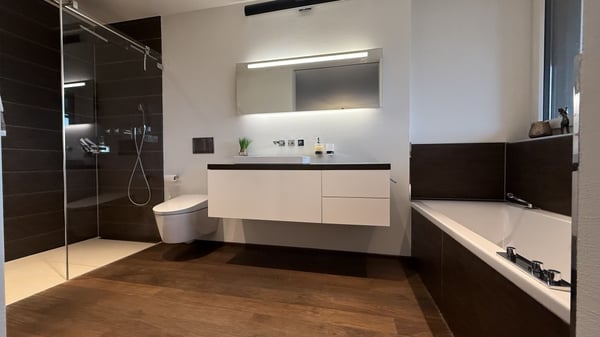 Modern, hell und Seesicht - 1.5-Zimmer-Wohnung an bester Lage in Mä... 6