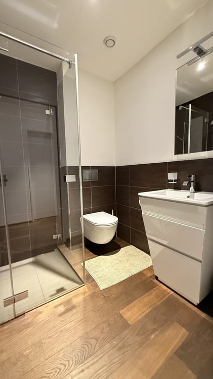 Modern, hell und Seesicht - 1.5-Zimmer-Wohnung an bester Lage in Mä... 8