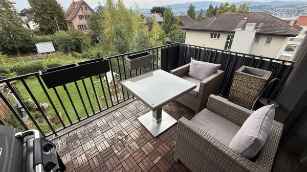 Modern, hell und Seesicht - 1.5-Zimmer-Wohnung an bester Lage in Mä... 12