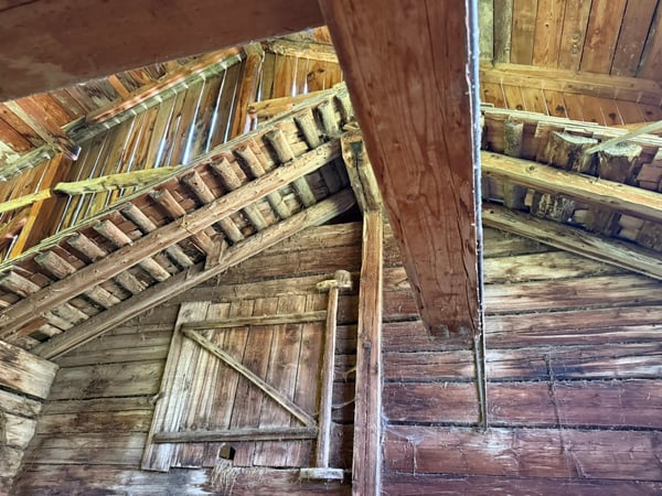 RESERVIERT! BAUERNHAUS mit atemberaubendem Bergpanorama in Grindelwald 16