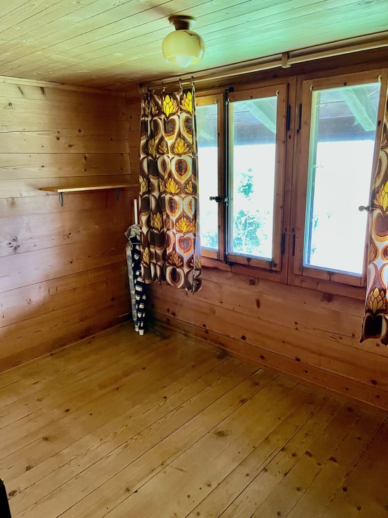 RESERVIERT! BAUERNHAUS mit atemberaubendem Bergpanorama in Grindelwald 9