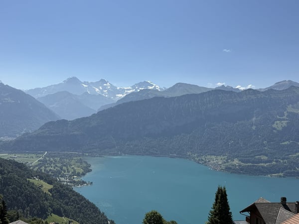 Charmante 3.5-Zimmer-Dachwohnung mit traumhafter Aussicht in Beatenberg 22