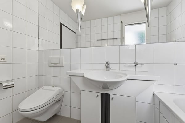 5.5-Zimmer - Maisonette Terrassenwohnung mit 51 m2 Terrasse und 315 m2 Gartenanteil 10