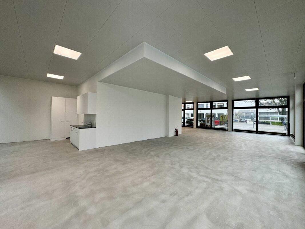 Your company will immediately catch the eye here!