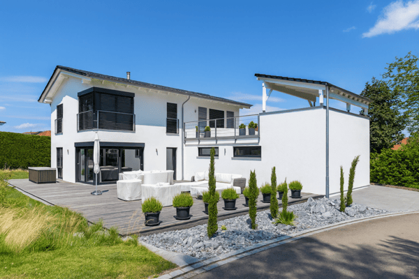 Wunderschönes Einfamilienhaus an der Landwirtschaftszone und toller Aussicht 1