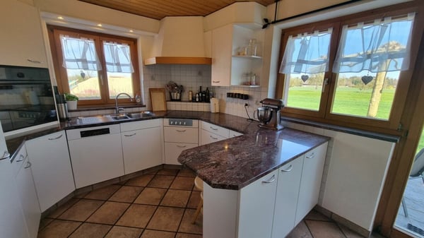 Mein Haus, Mein Boot, Mein Auto! 4