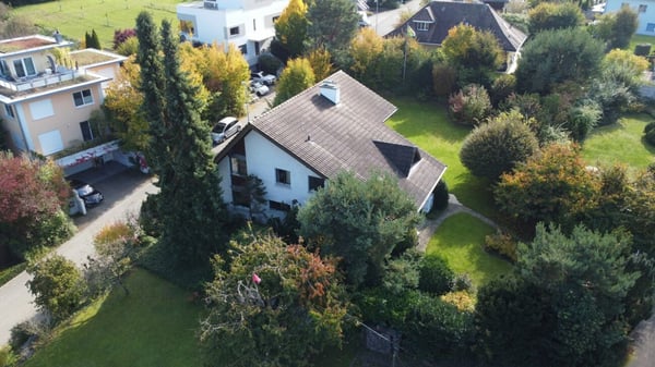 Toplage! Grosszügiges Grundstück mit Einfamilienhaus 10