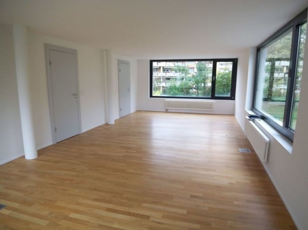 Büroraum in historischem Gebäude 3