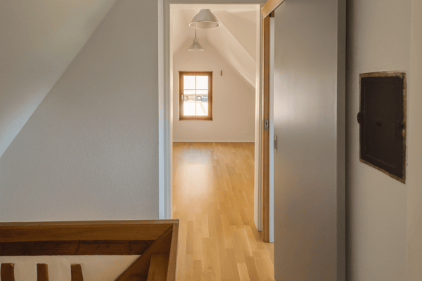 Häxehüsli am Bach 9