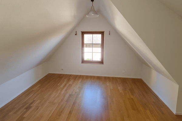 Häxehüsli am Bach 10