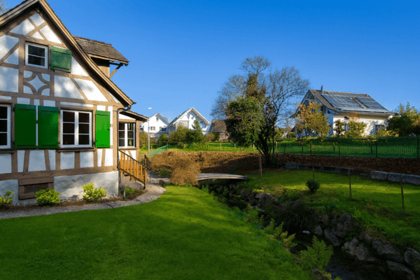 Häxehüsli am Bach 13