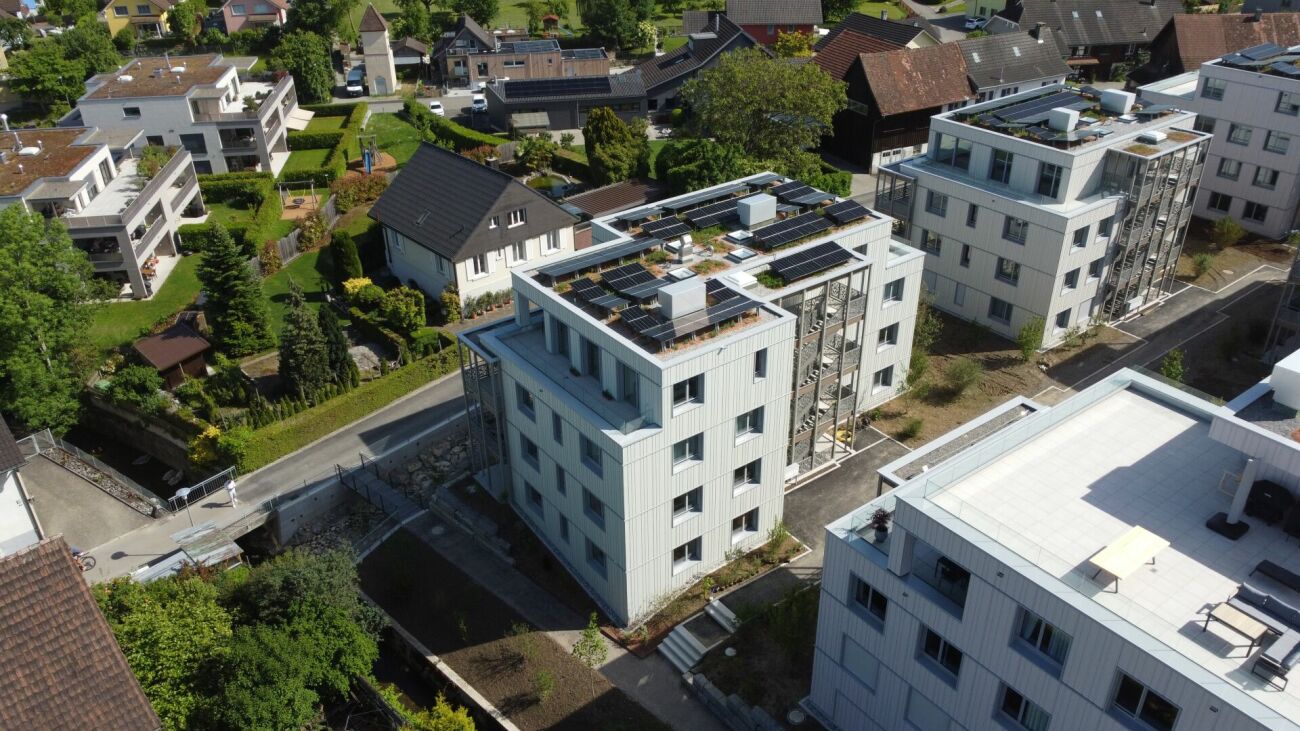 ERSTBEZUG   Ländliche Idylle in Stadtnähe