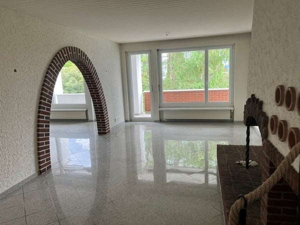 Helle 3-Zimmer-Wohnung mit grosser Dachterrasse in Zürich-Oerlikon 4