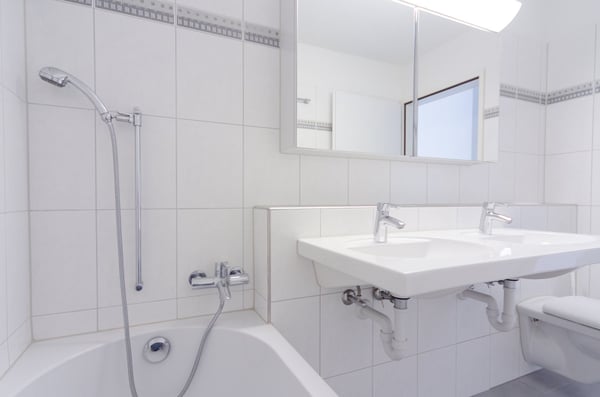 Charmante 4-Zimmer-Maisonette-Wohnung in Oberweningen 13