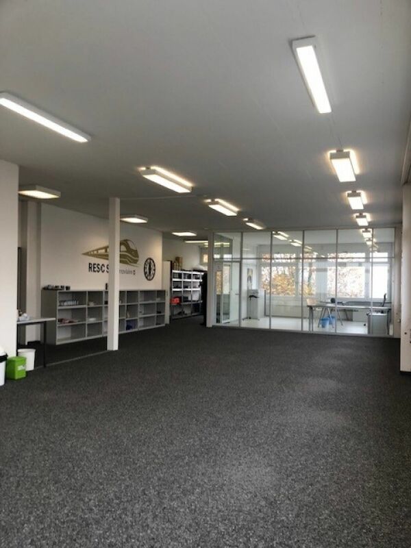 Büro- oder Atelierräumlichkeiten in gut frequentiertem Geschäftshaus