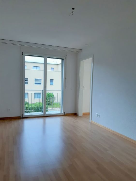 Lichtdurchflutete 3.5 Zimmer im 1. Obergeschoss 11