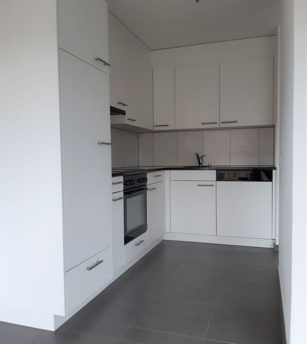 Lichtdurchflutete 3.5 Zimmer im 1. Obergeschoss 2