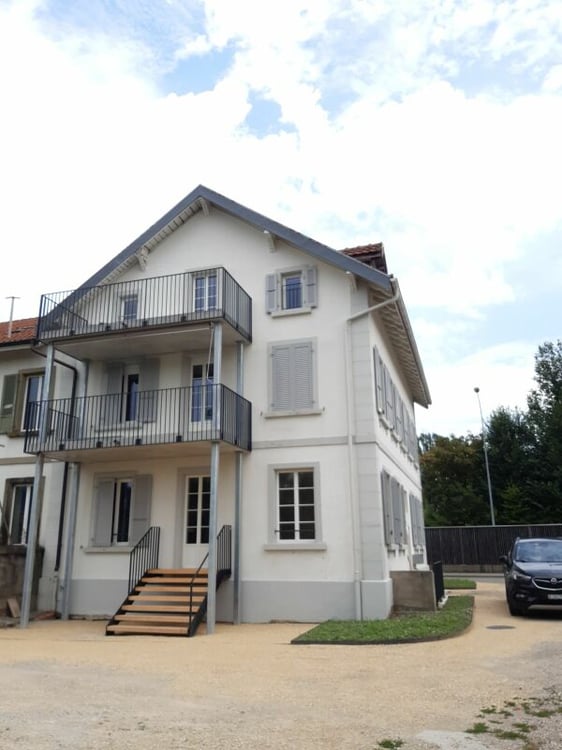Moderne 3.5 Zimmer Wohnung mit Ankleideraum 7