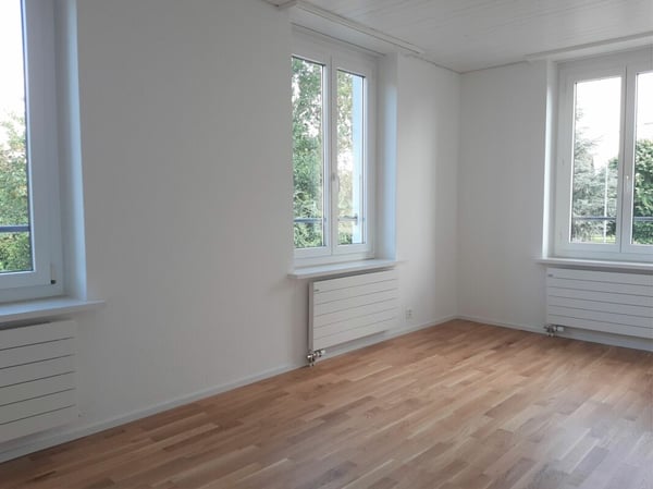 Moderne 3.5 Zimmer Wohnung mit Ankleideraum 5