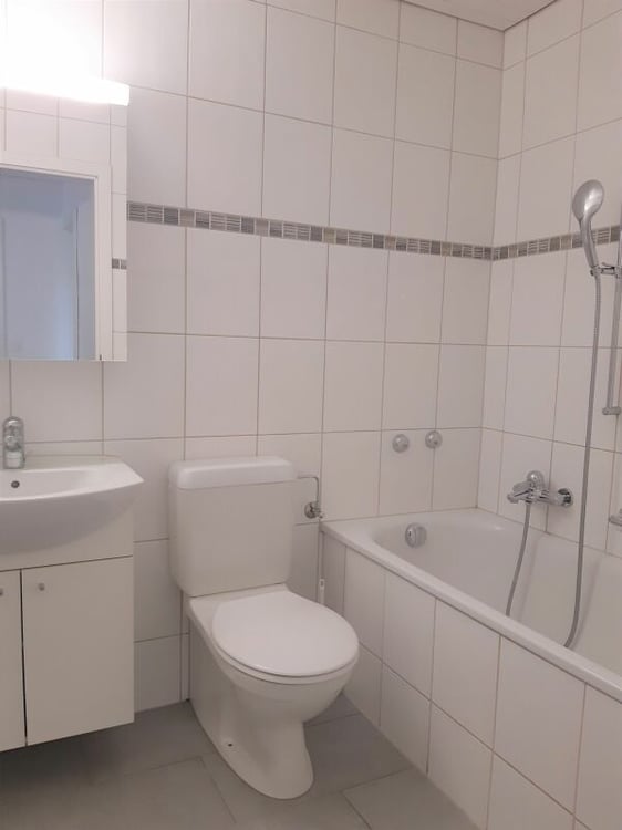 Moderne 3.5 Zimmer Wohnung mit Ankleideraum 6