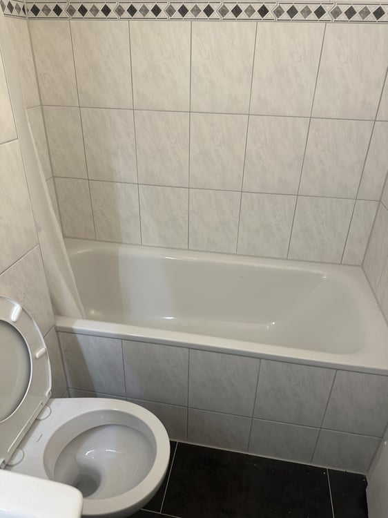 Au centre de Malley appartement renové avec balcon et vue à louer 2