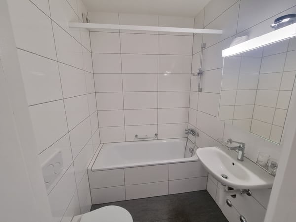 Rénové - bon emplacement 8