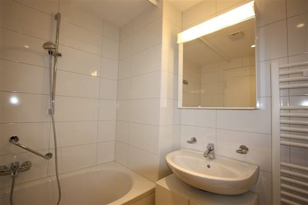 Moderne 1 Zimmerwohnung mit Balkon! 3