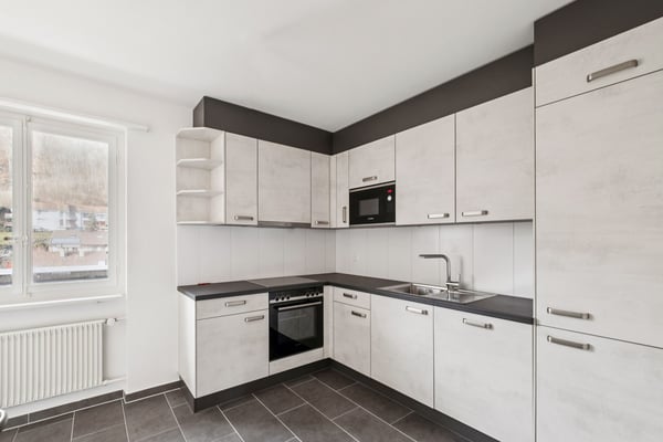 Jetzt einziehen - frisch renovierte Wohnung  ruhig, grün & zentral 2