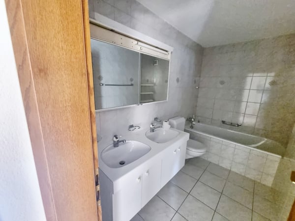 Rustikalische Maisonet-Wohnung mit Chemineé. Ein Besuch lohnt sich ! 9