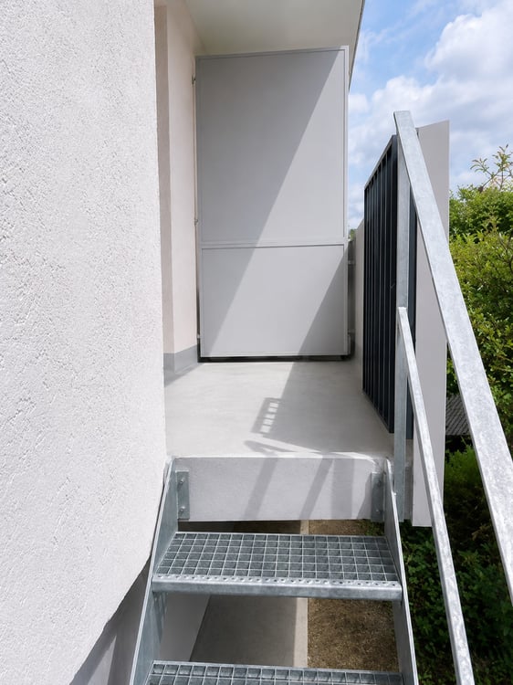 Prachtvolle 3-Zimmer-Gartenwohnung im Herzen von Reinach BL 8