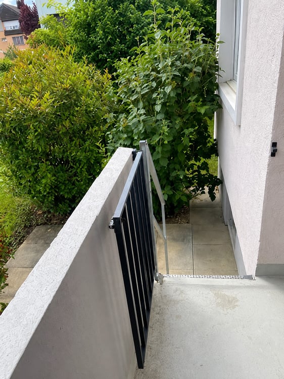 Prachtvolle 3-Zimmer-Gartenwohnung im Herzen von Reinach BL 6