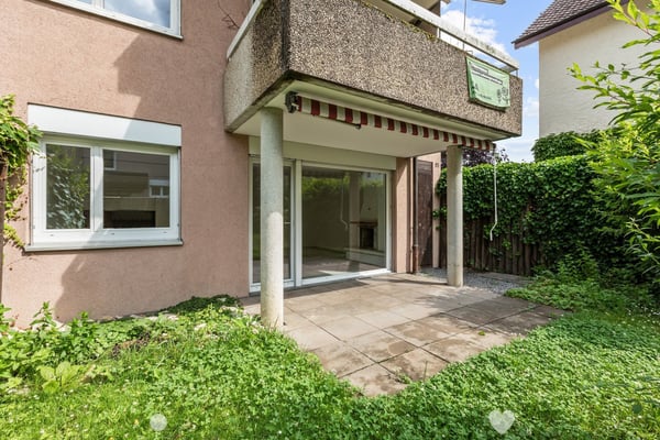 Tolle Gartensitzplatz-Wohnung mit Cheminée - ideale Lage ! 3