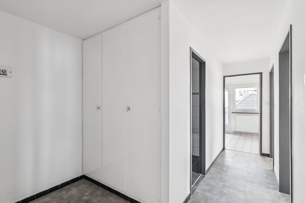 Emplacement central - salle de bain rénovée - balcon 6