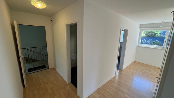 Schöne Wohnung in der Nähe von Oerlikon! 3