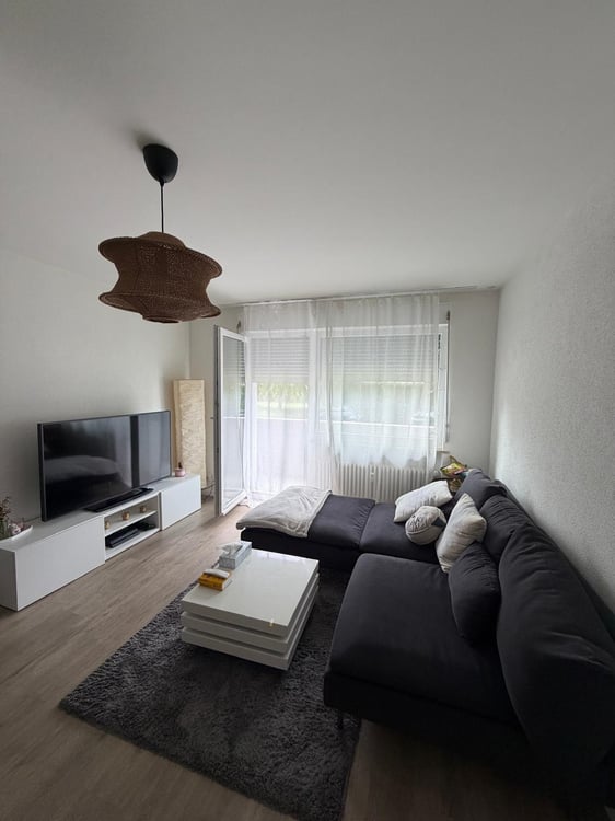 Charmante 3-Zimmer-Wohnung mit Balkon & Gartenmitbenutzung  Reinach BL 9