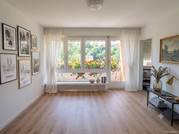 Helle 1-Zimmer-Wohnung  frisch gestrichen, mit neuem Boden und Balkon ins Grüne 2