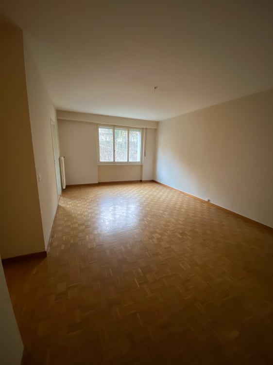 Studio rénové près du CHUV 3