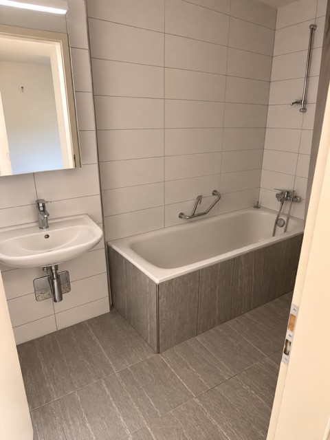 Charmante 3-Zimmer-Wohnung mit Balkon & Gartenmitbenutzung Reinach BL 10