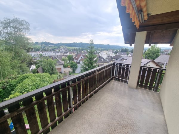 Rustikalische Maisonet-Wohnung mit Chemineé. Ein Besuch lohnt sich ! 9