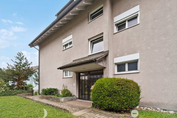 Tolle Maisonette-Wohnung mit Cheminée - ideale Lage ! 1