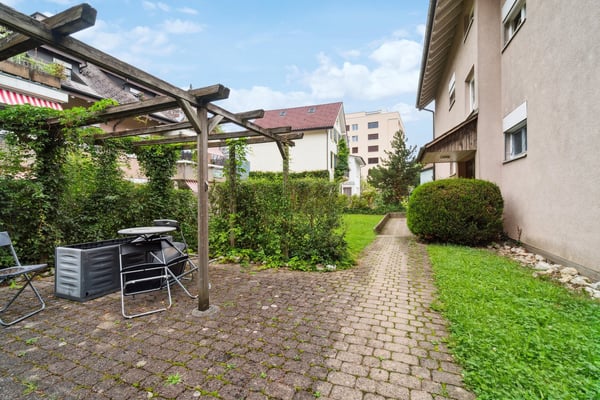 Tolle Maisonette-Wohnung mit Cheminée - ideale Lage ! 10