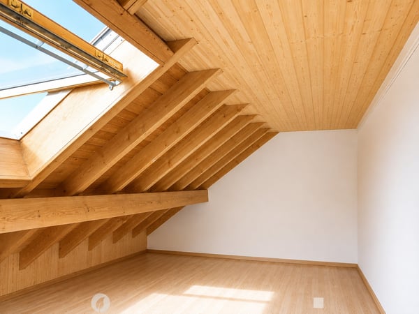Tolle Maisonette-Wohnung mit Cheminée - ideale Lage ! 7