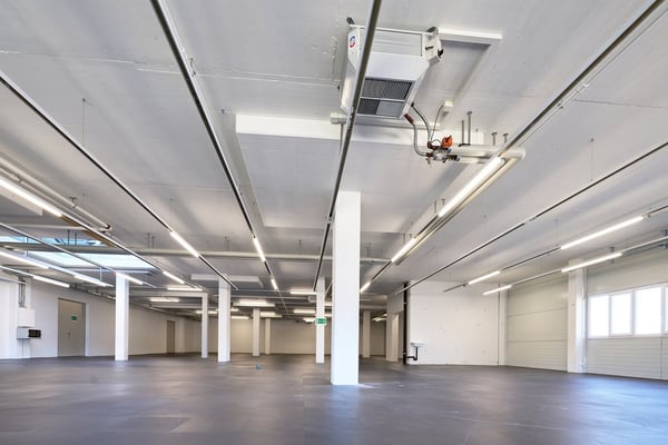 Dienstleistung/Produktion mit Aussicht auf Schloss Thun / KEIN FITNESSCENTER 10