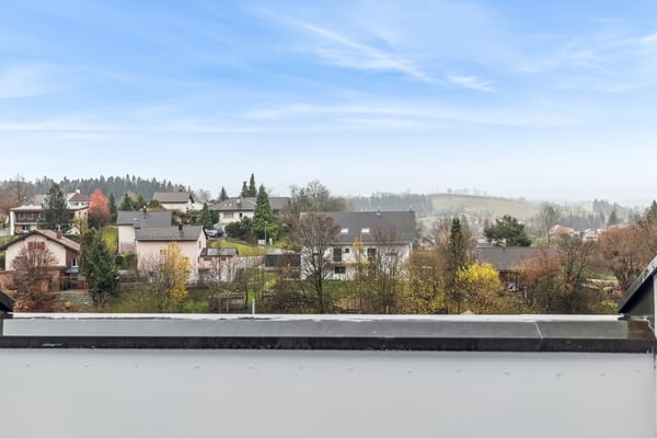 Günstige Wohnung in gepfleger Liegenschaft 11