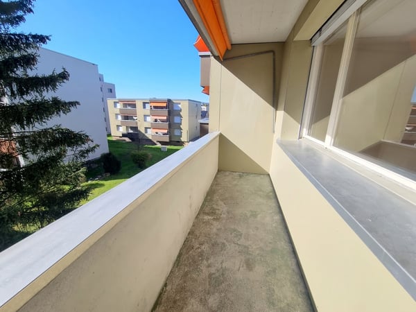 Zentrale Lage mit Blick ins Grüne! 8