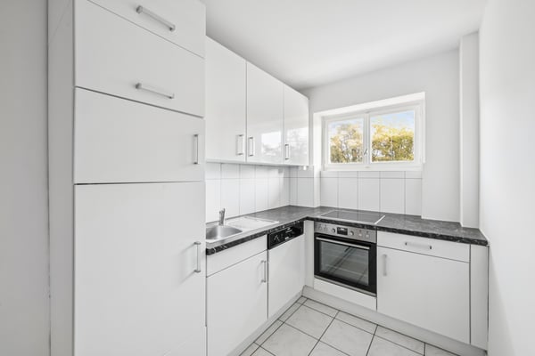grosse und moderne 2 Zimmerwohnung 1