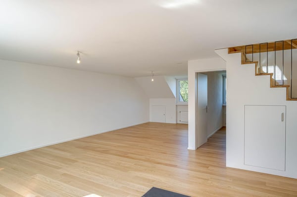 Einzigartige Maisonette im Guggeien 2